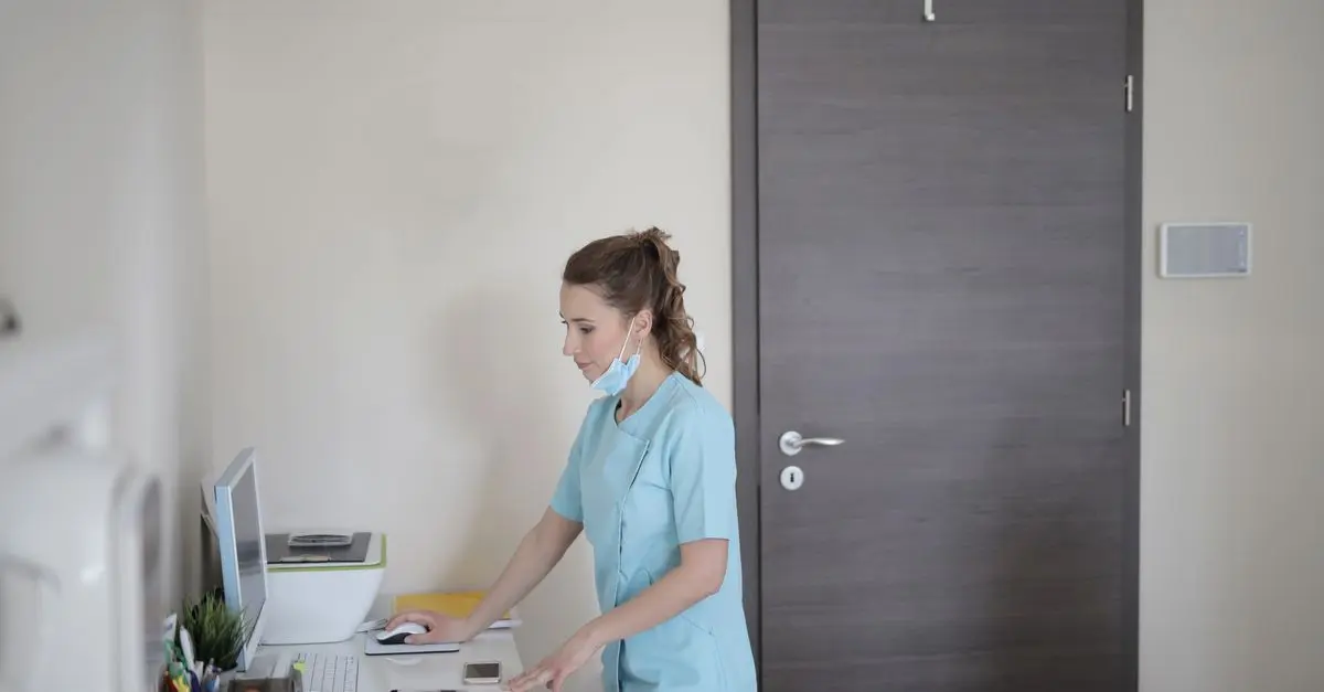 Comment bien gérer les soins infirmiers à domicile