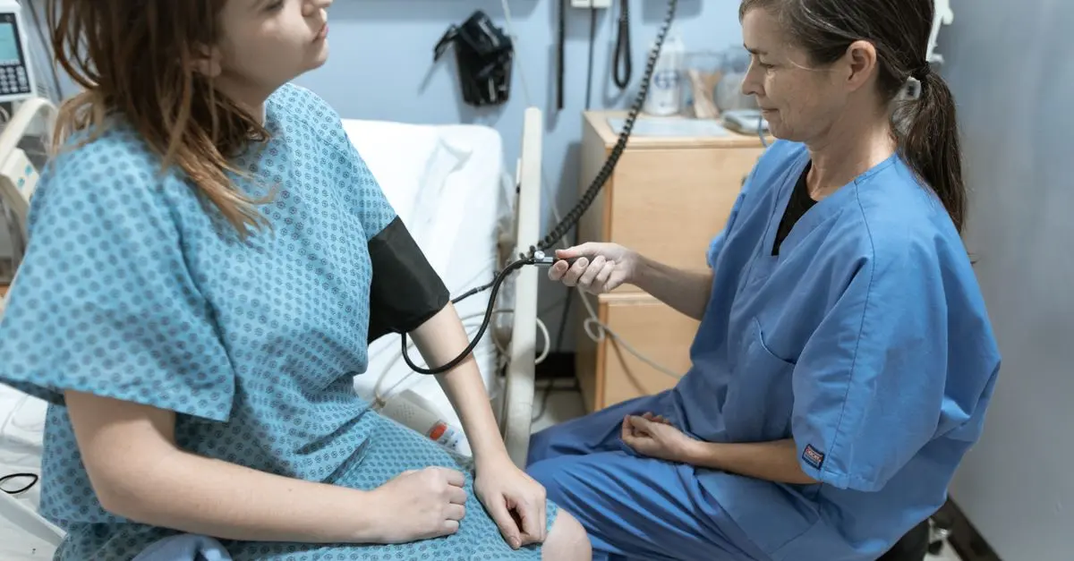Les défis des soins infirmiers à domicile : comment les surmonter
