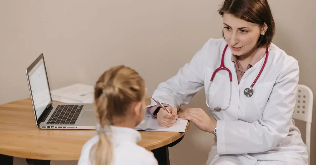 L'importance de l'écoute active en soins à domicile